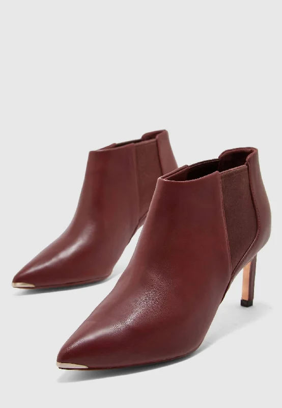 Beriinl Ankle Boot In Brown