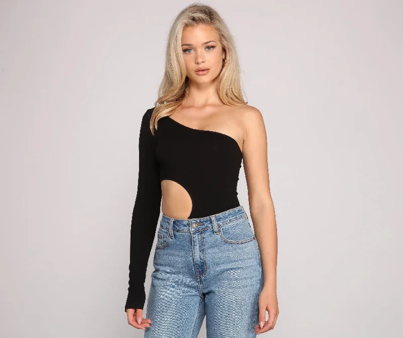 Sleek And Stunning One Shoulder Cutout Bodysuit